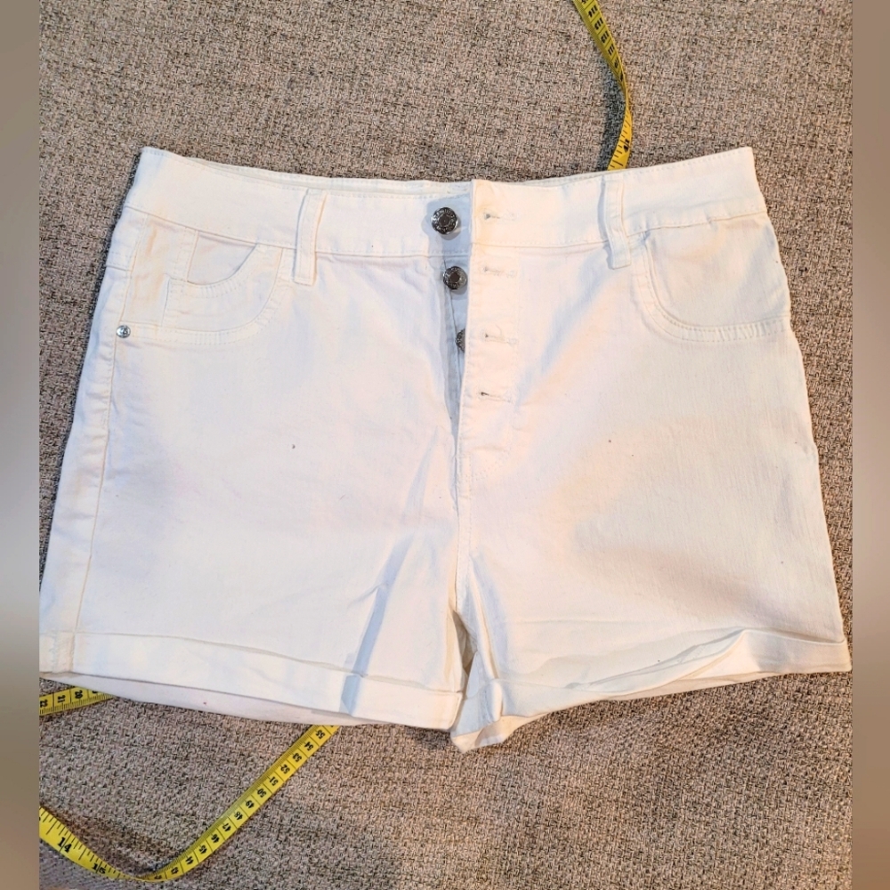 NWOT shorts